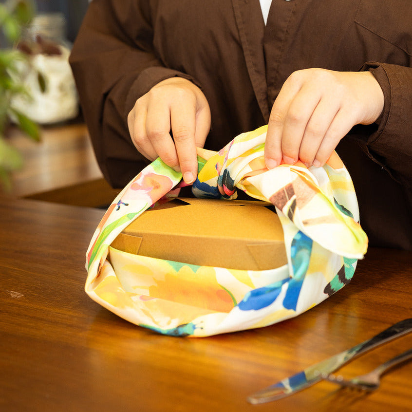 Butterfly House Knot Wrap