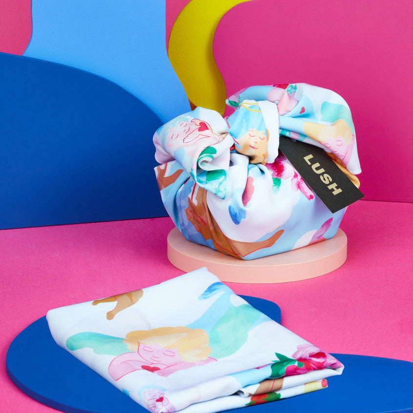 Love Struck Knot Wrap