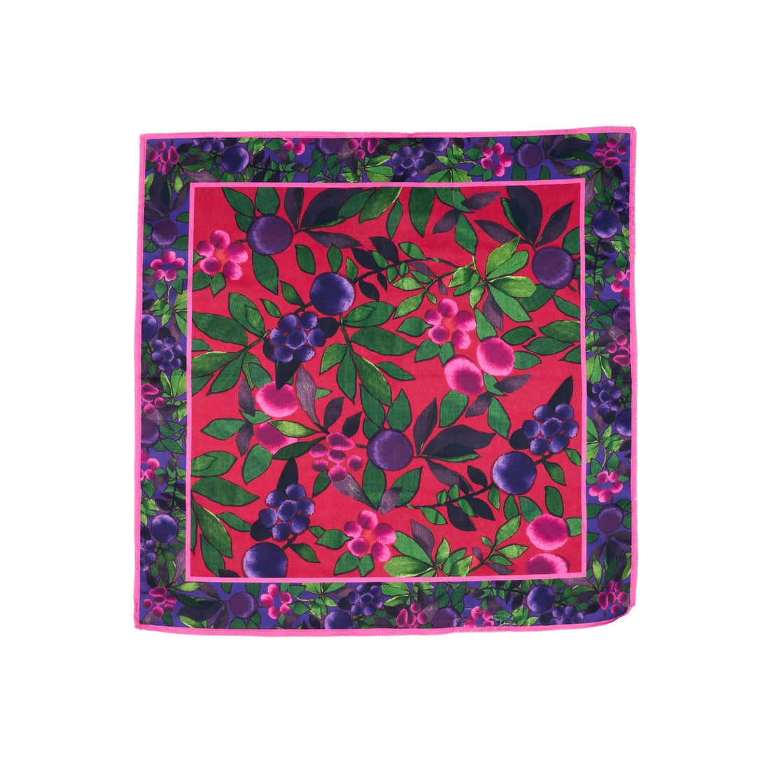 Winter Berries Knot Wrap